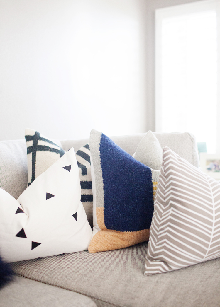 Pillow_Blankets-35.