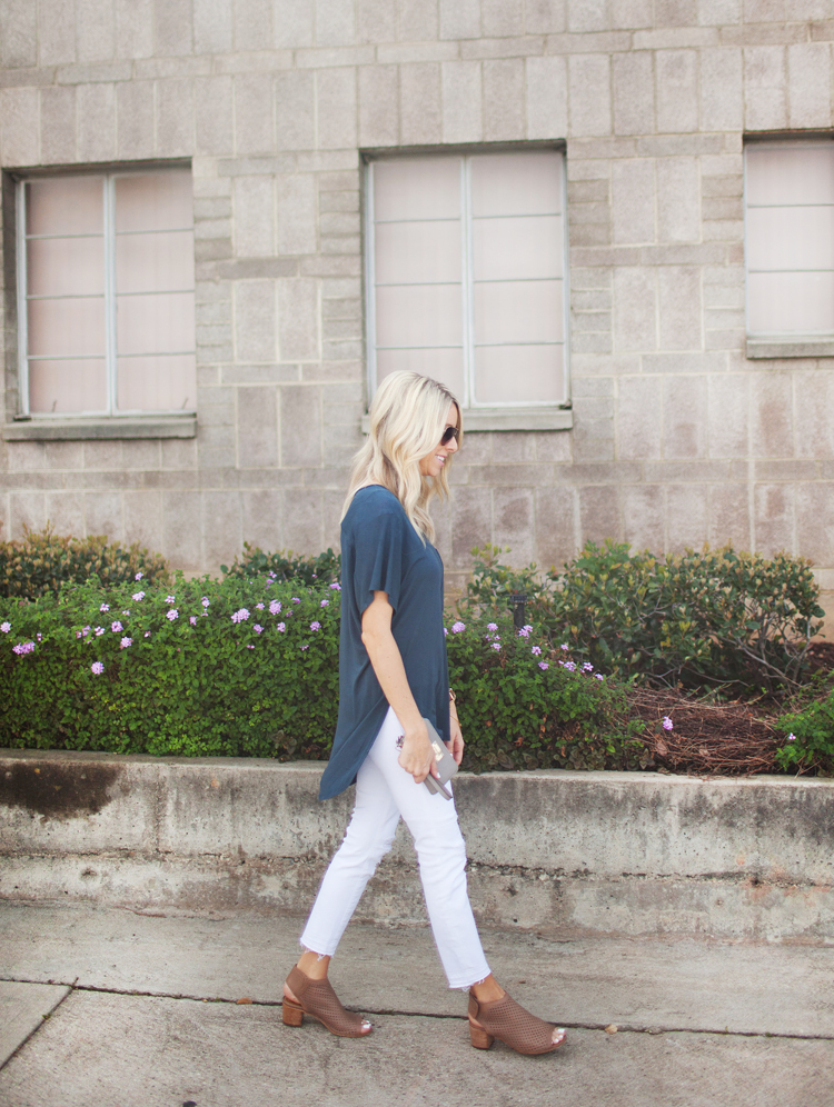 white denmin jeans