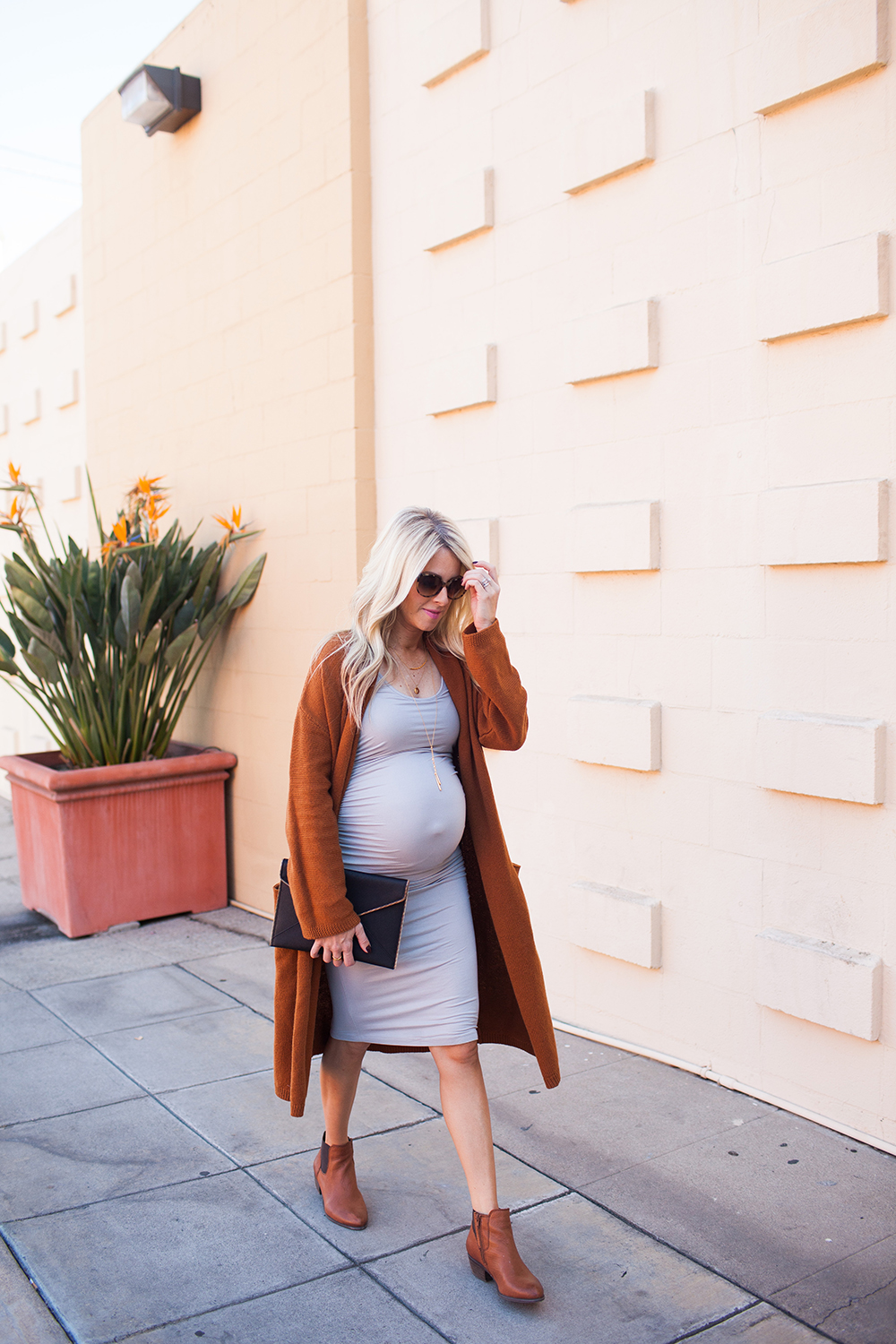 kailee-wright_grey-dress-long-cardigan