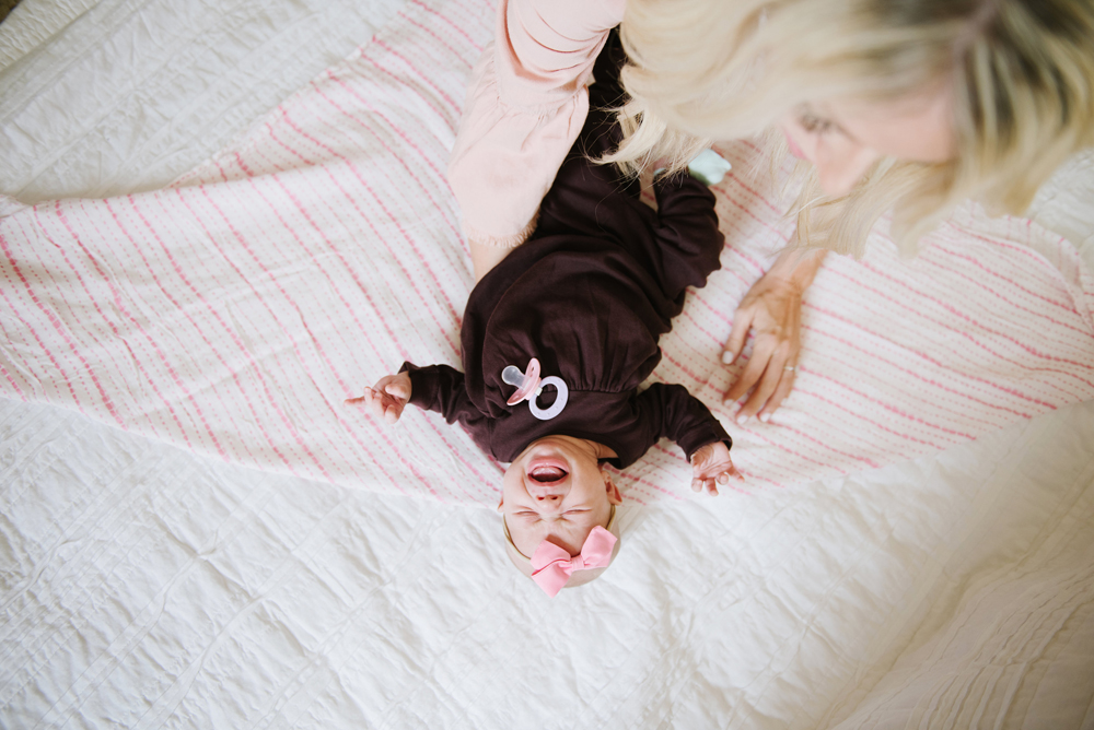 how-to-swaddle-a-baby