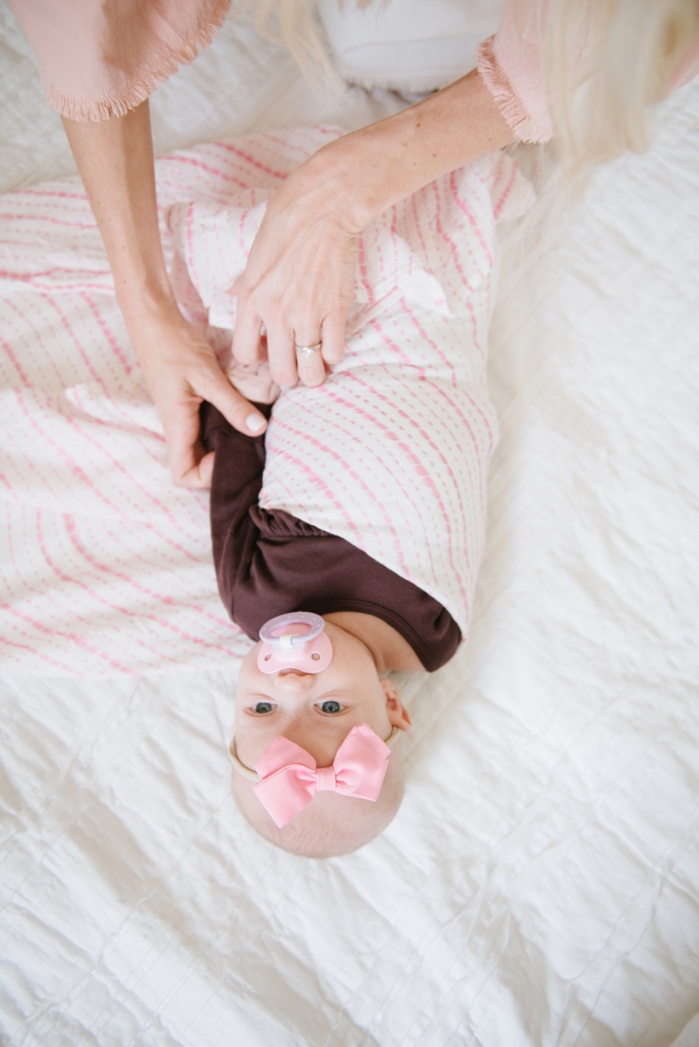 how-to-swaddle-a-baby