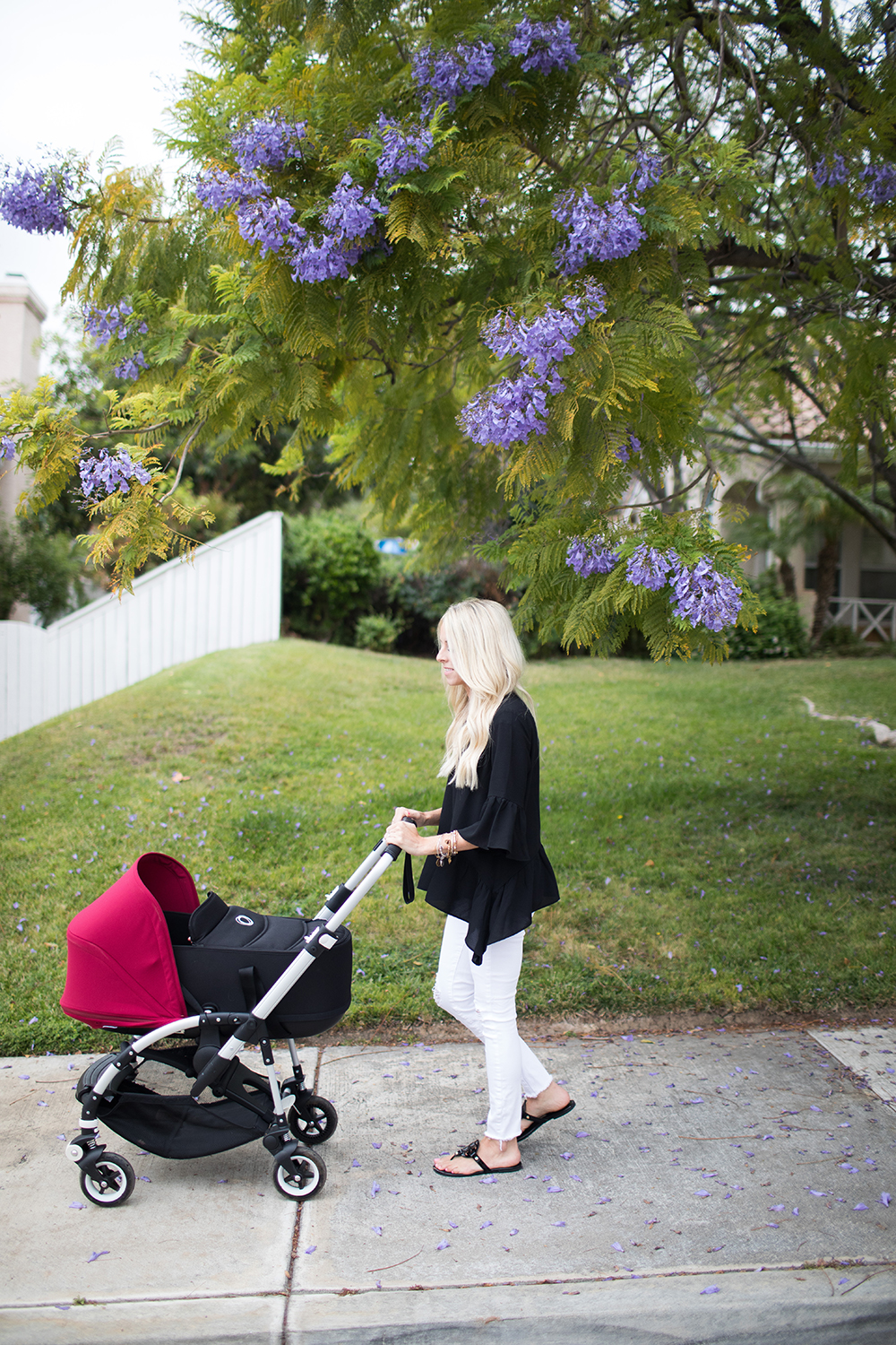 Kailee Wright_Bugaboo Bee 5_Neighborhood