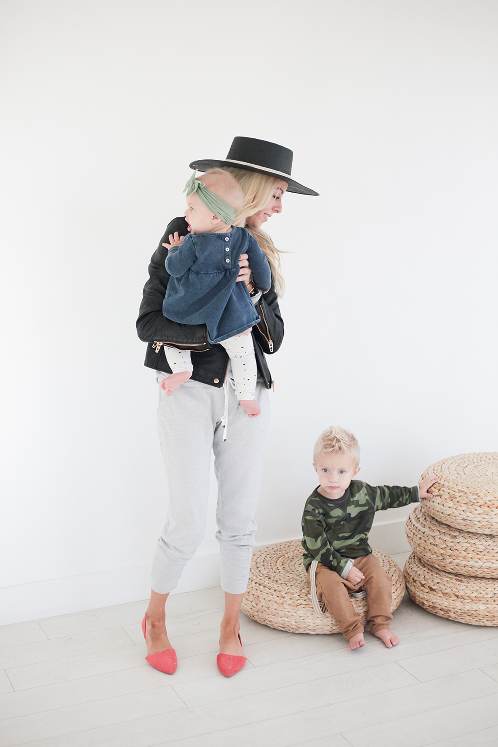 kailee-wright-joggers-loungwear