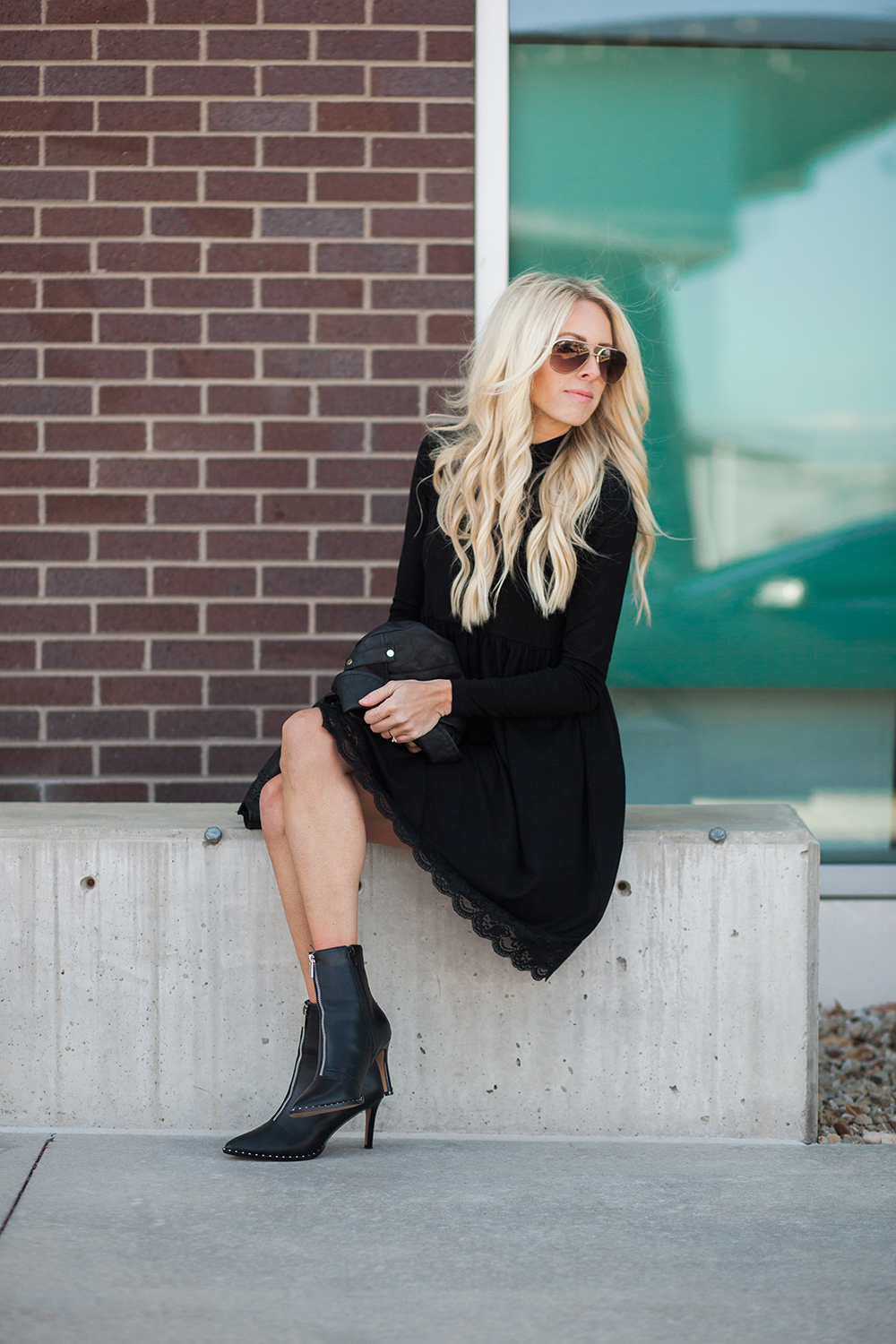 Kailee Wright-Holiday black dress