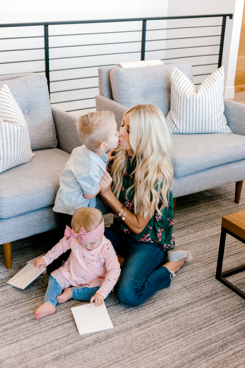 Kailee Wright Family Room article chairs