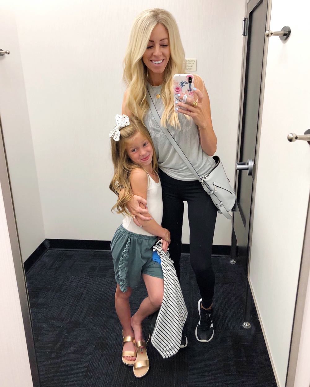 kailee wright shopping