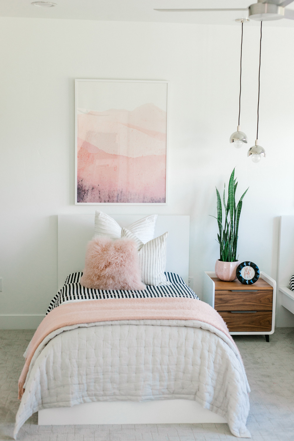 Kailee Wright Pottery Barn Teen girls bedroom