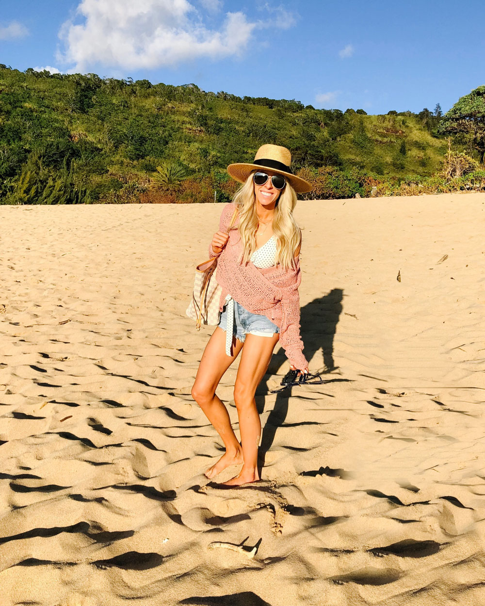Kailee Wright Packing Hawaii