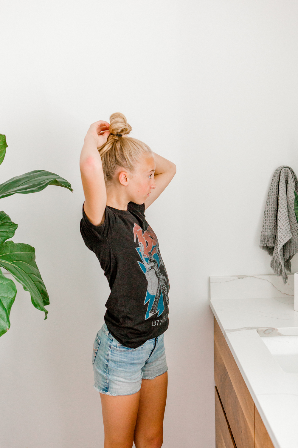Kailee Wright Hunter tween messy bun