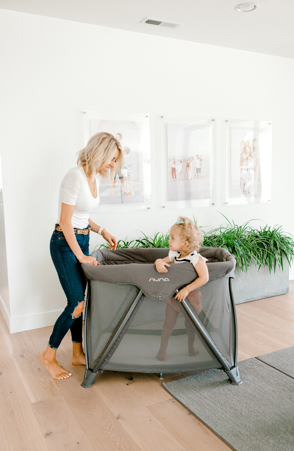 Kailee Wright Nuna crib