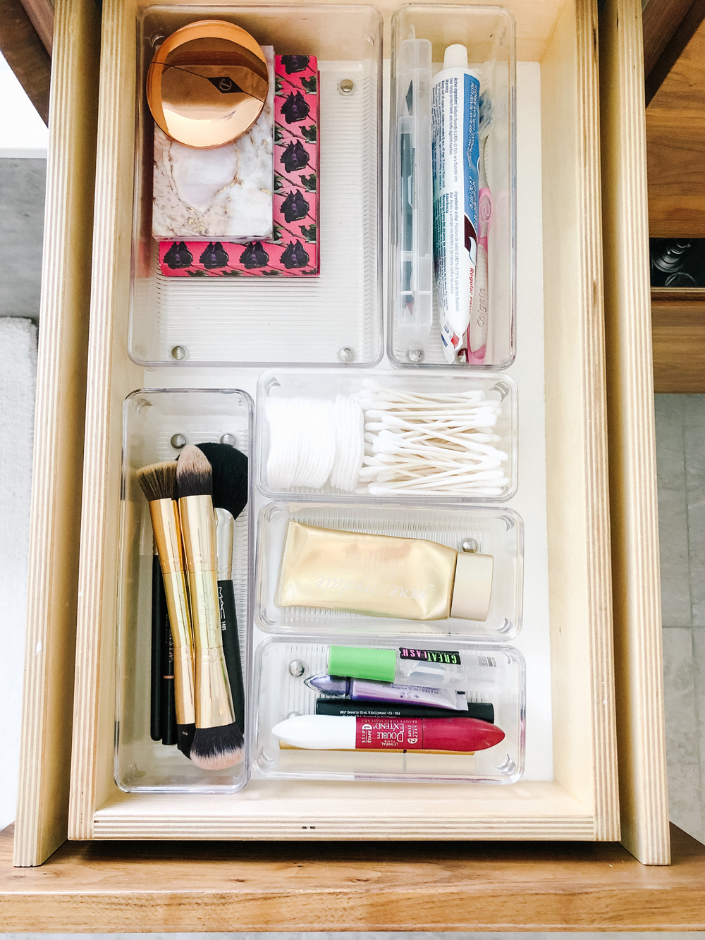 kailee wright bathroom organization