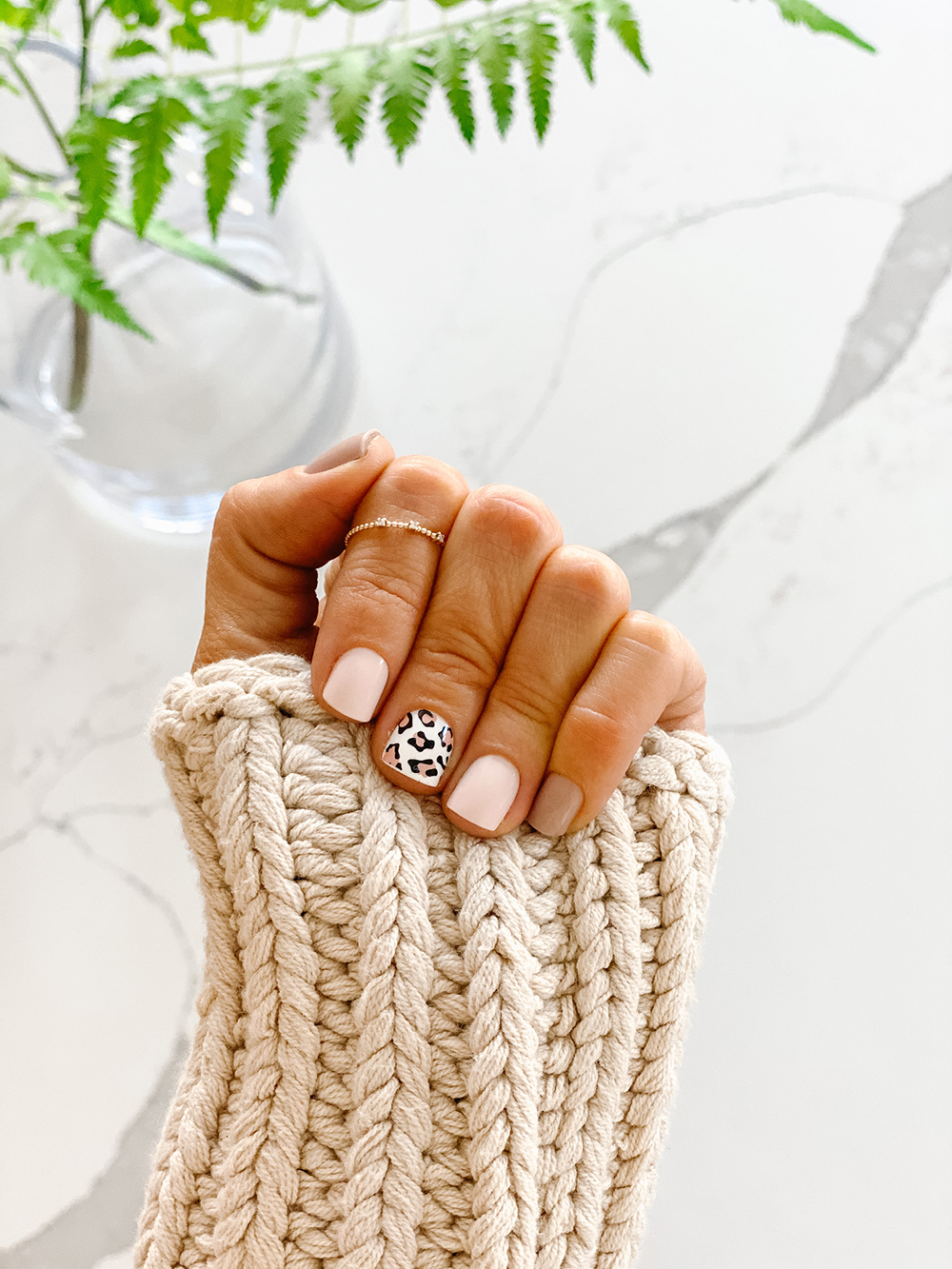kailee wright red aspen press on nails