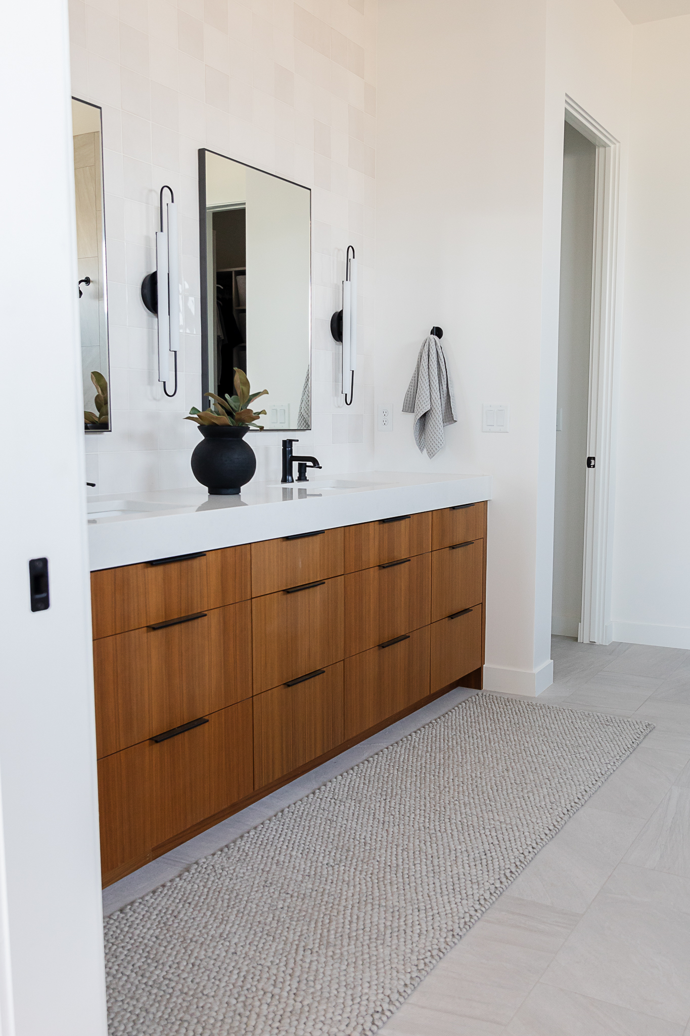 Kailee Wright: New Home Master Bathroom